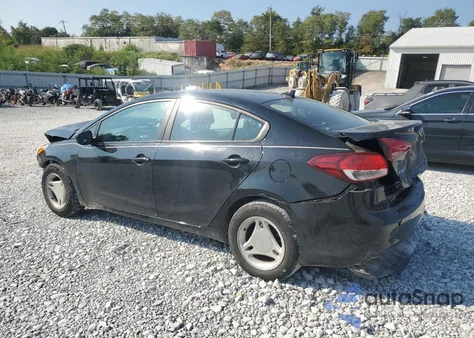 2017 Kia Forte Lx z USA, uszkodzony, nr VIN 3KPFK4A7XHE062693